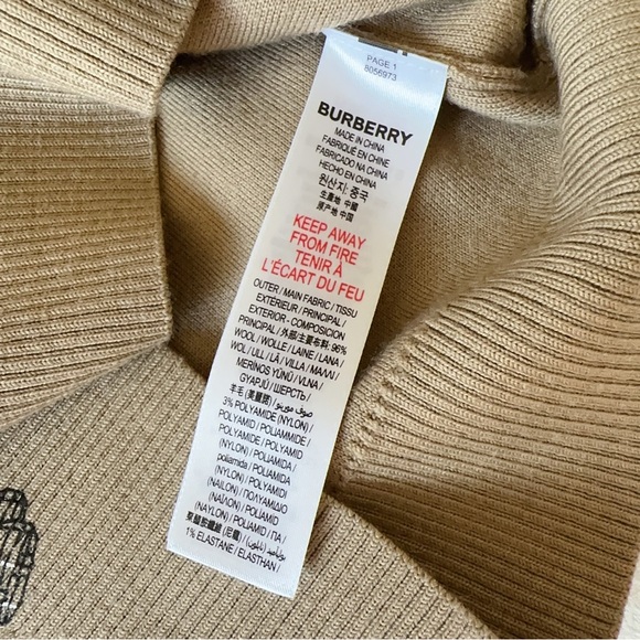 BURBERRY
Kids Beige Thomas Bear Cardigan 6Y - Picture 2 of 7